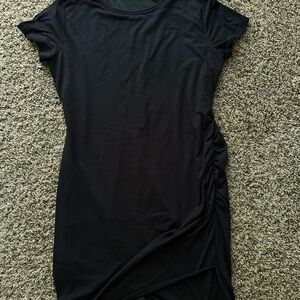 Black Bodycon Dress with Ruched Detail and Cap Sleeves